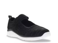 Savannah Sneaker Black view