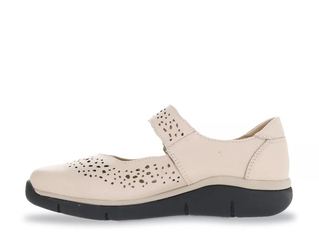 Selena Mary Jane Flat