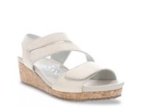 Millie Wedge Sandal Beige view