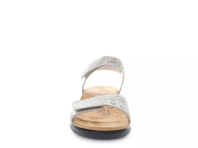 Wanda Sandal