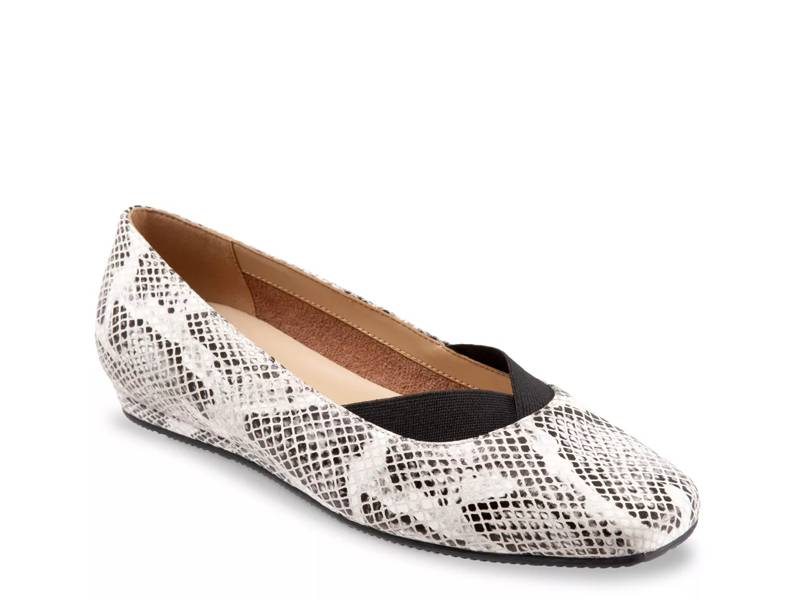Viana Ballet Flat