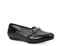 Glowing Loafer Black Patent view