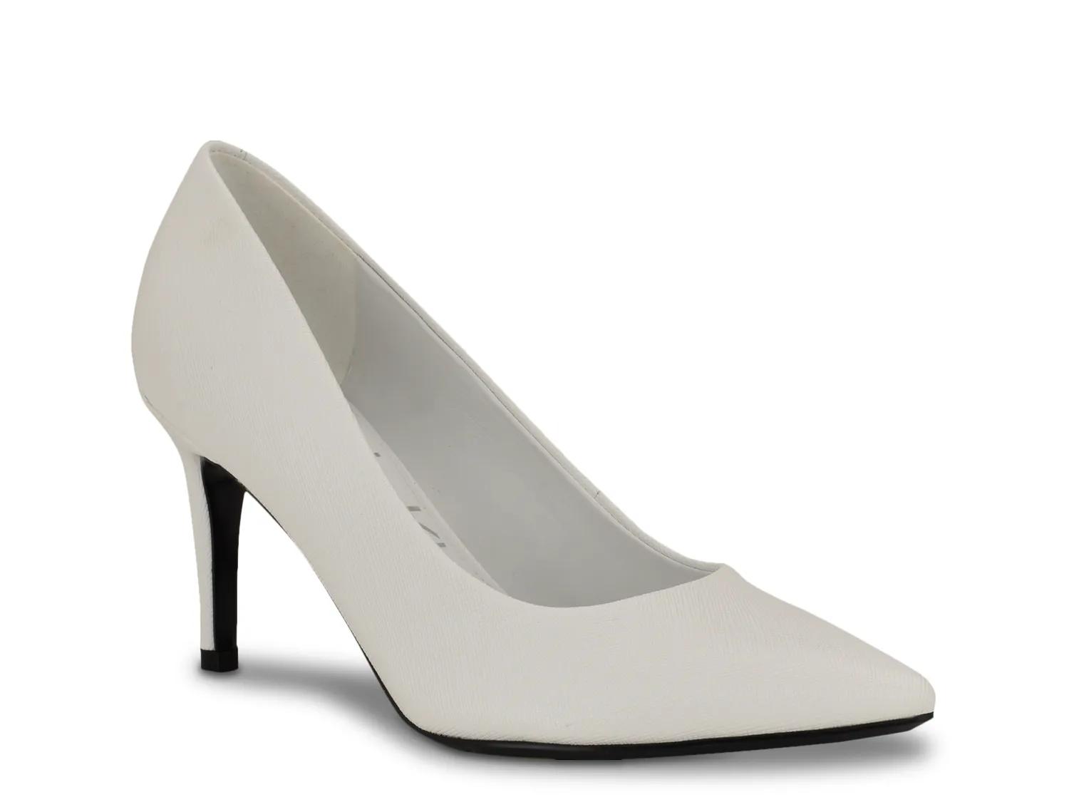 Gayle Pump - image 3