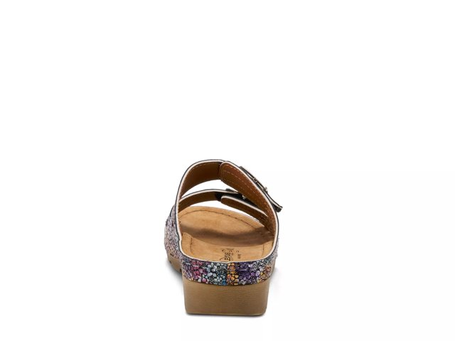 Delphis Sandal