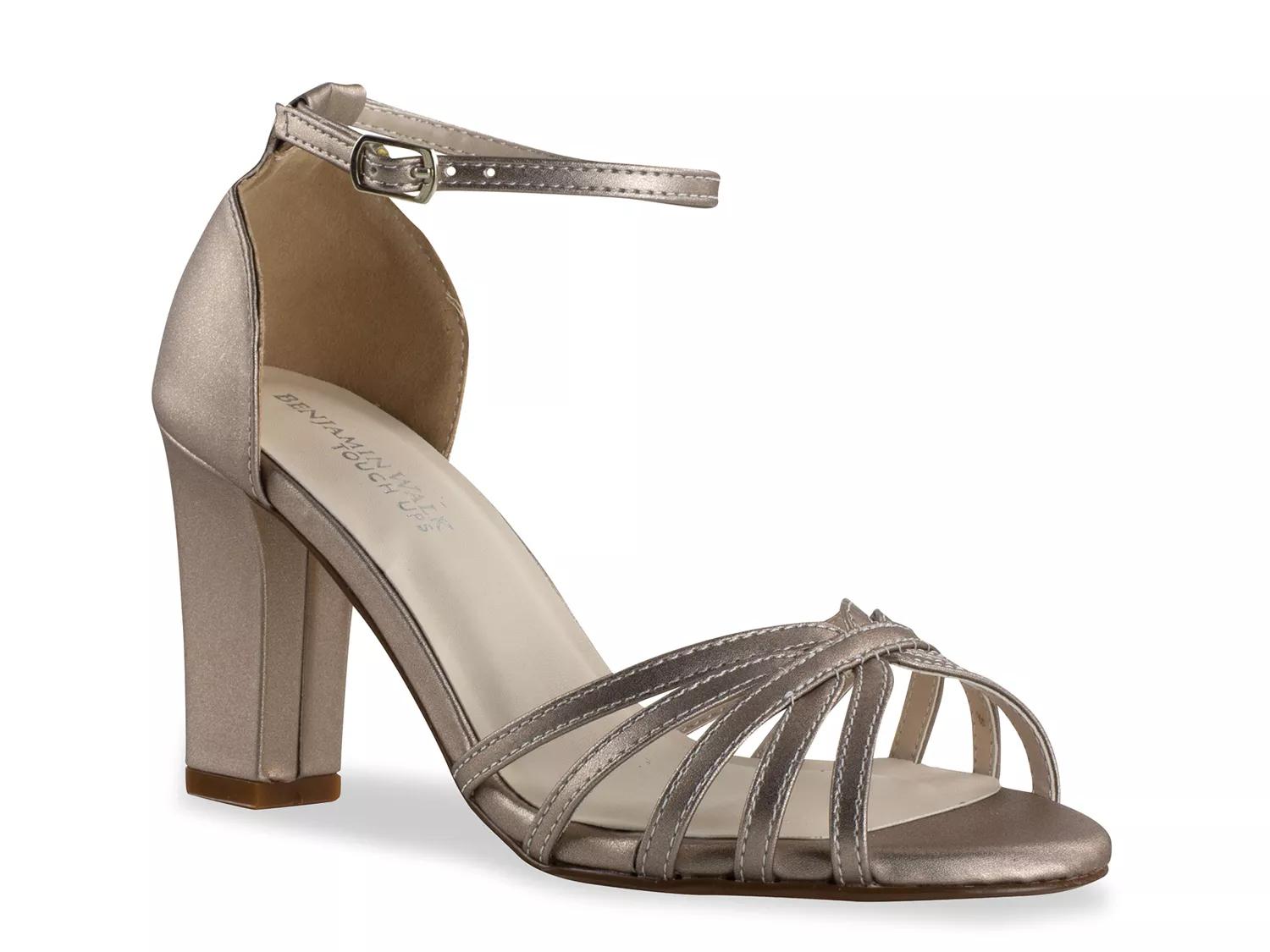 Lauren Sandal - image 2