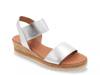Neveah Wedge Sandal Silver Metallic view