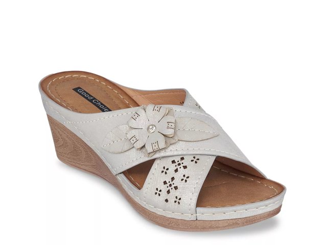 Dory Wedge Sandal