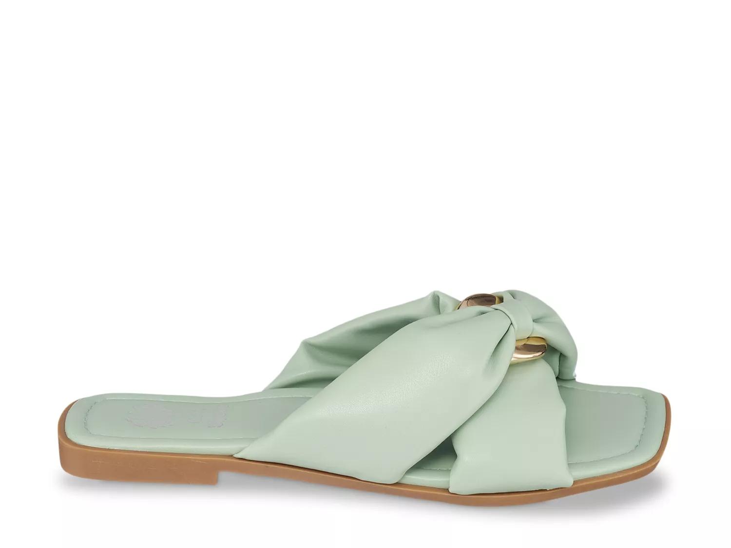 Perri Sandal