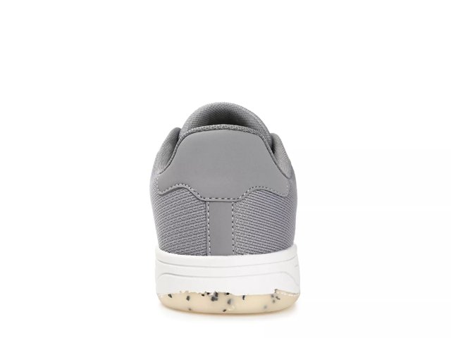 Topher Sneaker