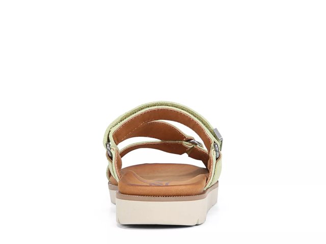 Nelia Sandal