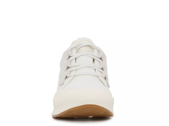 Out N About III Sneaker