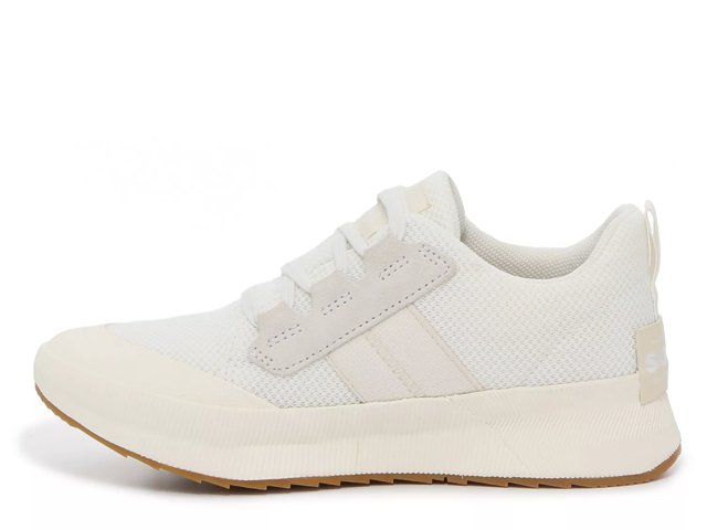 Out N About III Sneaker