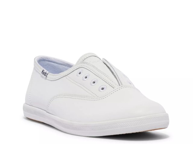Chillax Slip-On Sneaker - Women's