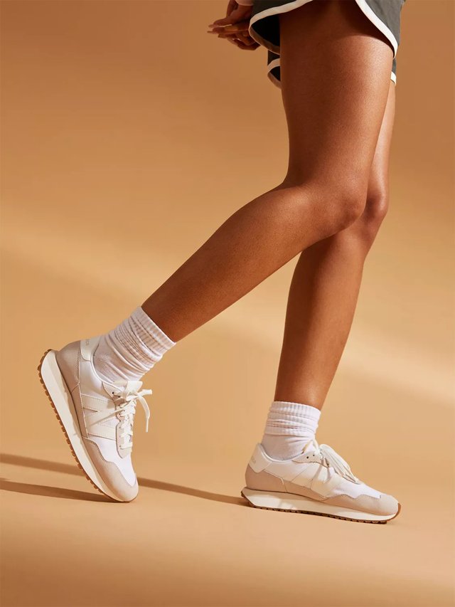 New Balance 237 Sneaker - Women's