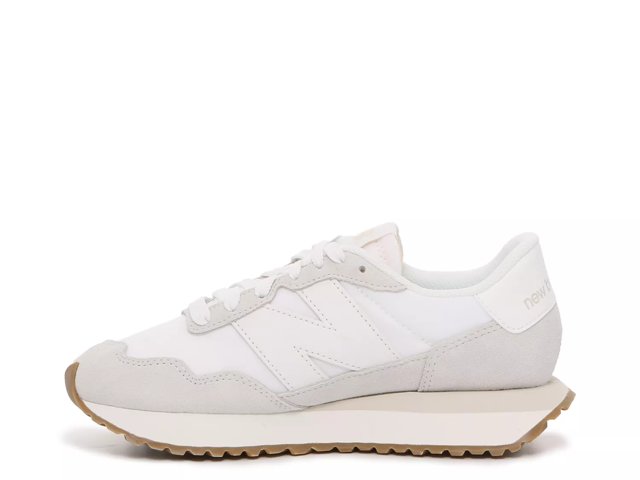 237 Sneaker - Women's