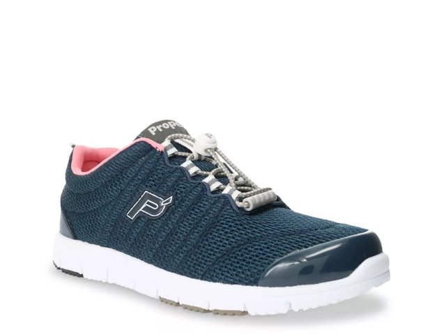 Traverlwalker II Slip-On Sneaker