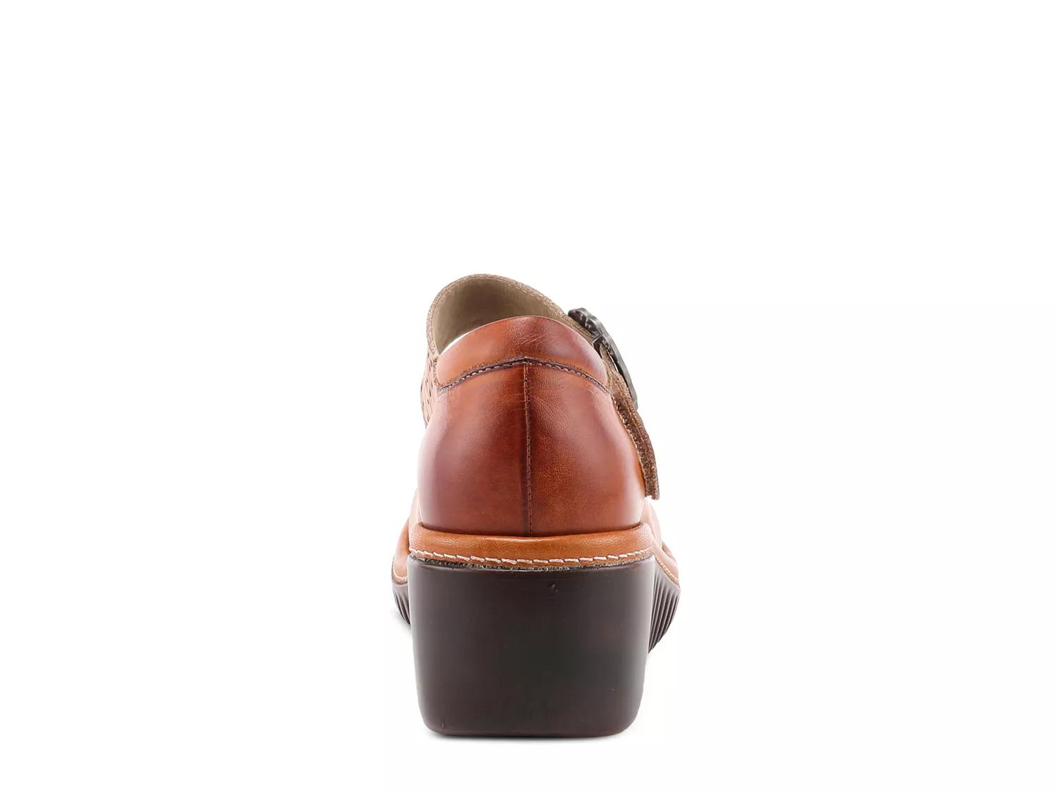 Footlight Mary Jane Pump
