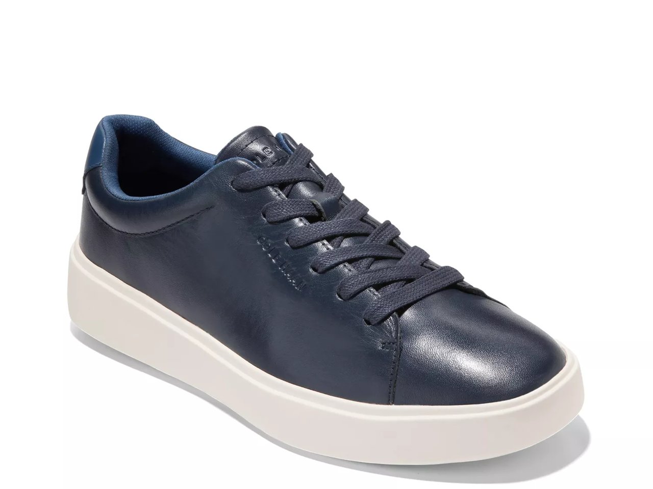 Grand Crosscourt Traveler Sneaker