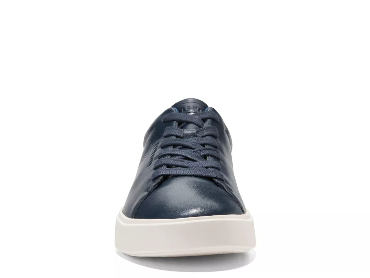 Grand Crosscourt Traveler Sneaker