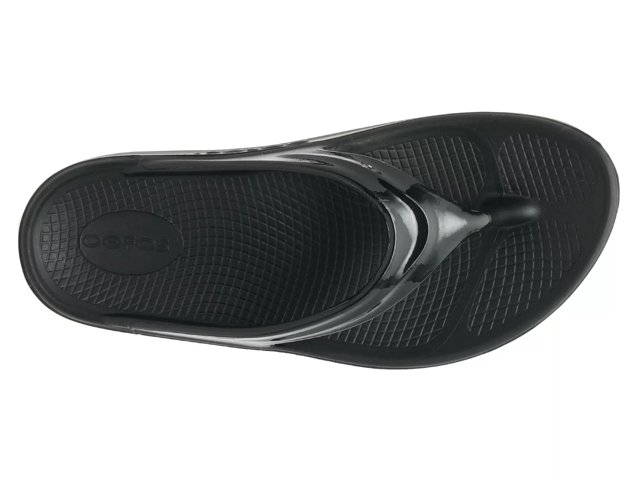 OOFOS OOmega Platform Flip Flop - Women's - Free Shipping | DSW