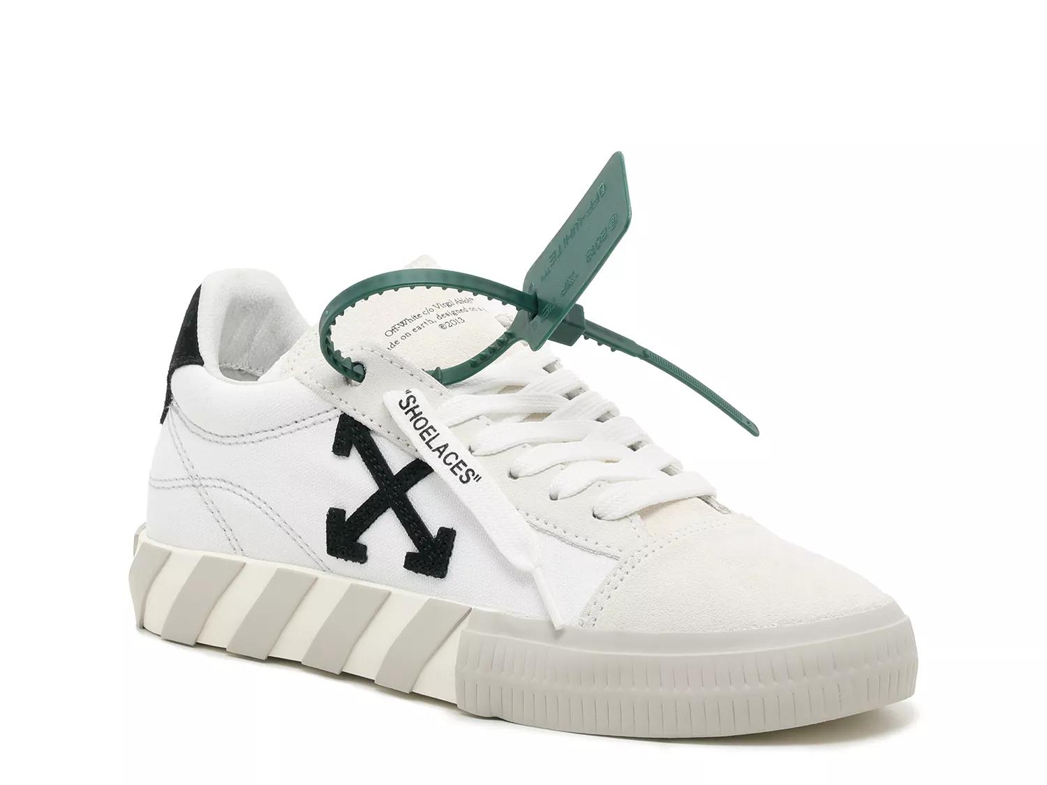 Off-White Low Vulcanized Sneaker - Women display picture 2