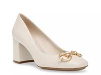 Landon Pump Off White view