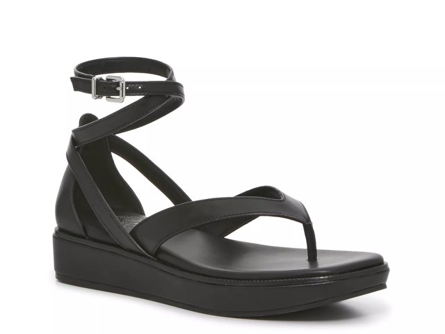 Praiyani Sandal