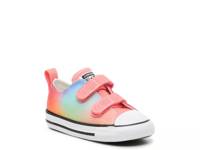 Chuck Taylor All Star 2V Oxford Sneaker - Kids' Rainbow Ombre view