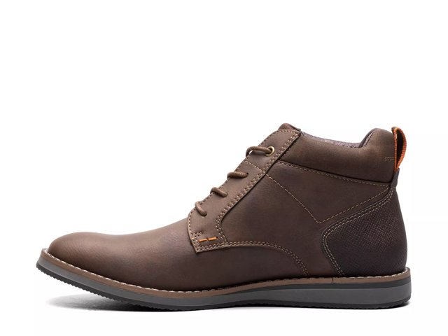 Circuit Plain Toe Chukka Boot - Men's