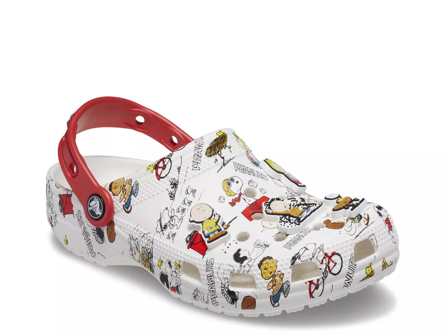 Crocs x peanuts unisex limited edition clogs NWT Amazon.com | Crocs Unisex Kids Peanuts Classic Clog K Clog  main image 3