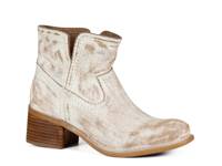 Walnut Grove Bootie White view