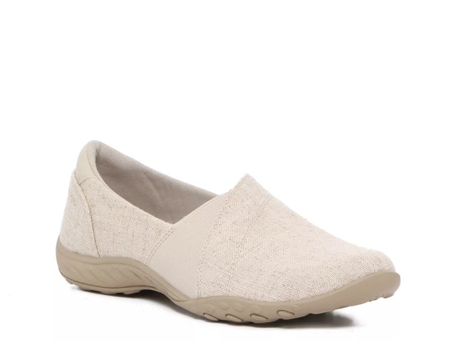 Breathe Easy Swayful Slip-On