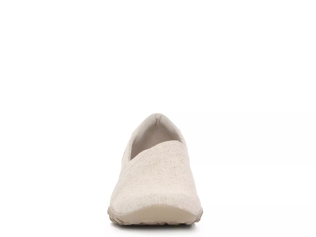 Breathe Easy Swayful Slip-On