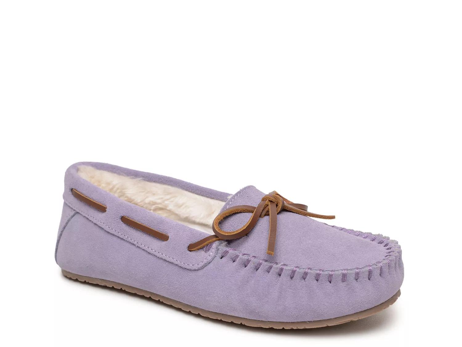Minnetonka Comfy Moccasin Slipper | Women's | Lavendar | Size 5 | Slippers | Moccasin