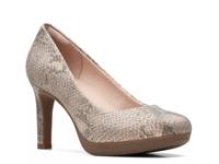 Ambyr Joy Pump Taupe view