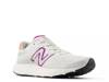 520 v8 Running Shoe - Women's Grey/Purple view