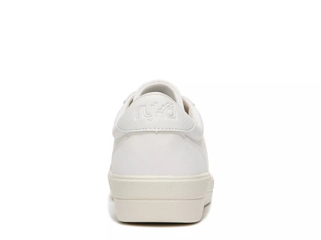 Viv Classic Sneaker - Women's