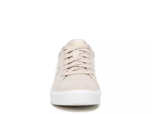 Viv Classic Sneaker - Women's