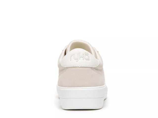 Viv Classic Sneaker - Women's