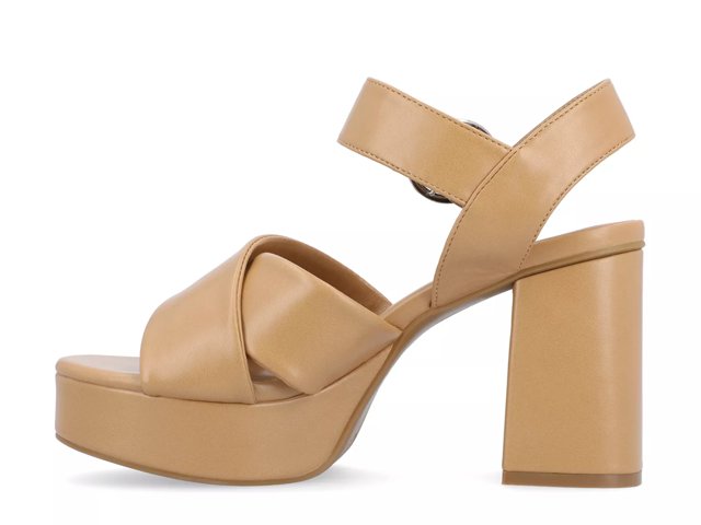 Akeely Platform Sandal