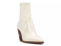 Gilemini Bootie Swan White view