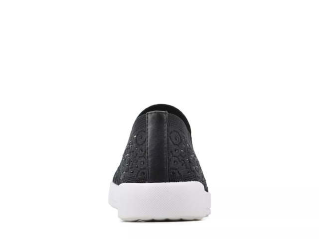 Unit Slip-On Sneaker