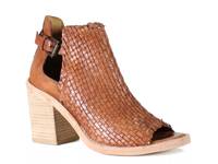 Zest Fully Sandal Tan view