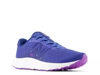 520 V8 Running Shoe - Women's Blue view