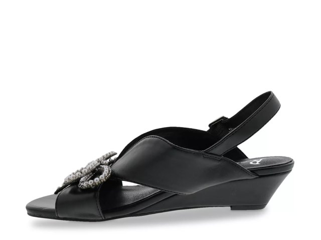 Lady Wedge Sandal
