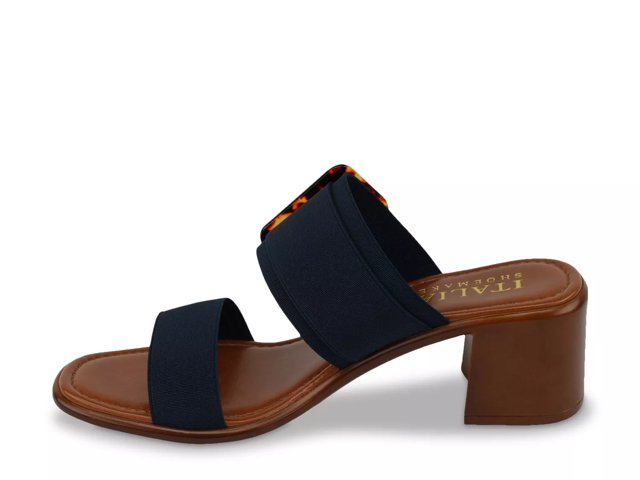 Dawna Sandal