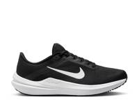 Winflo 10 Running Shoe - Men's Black/White view