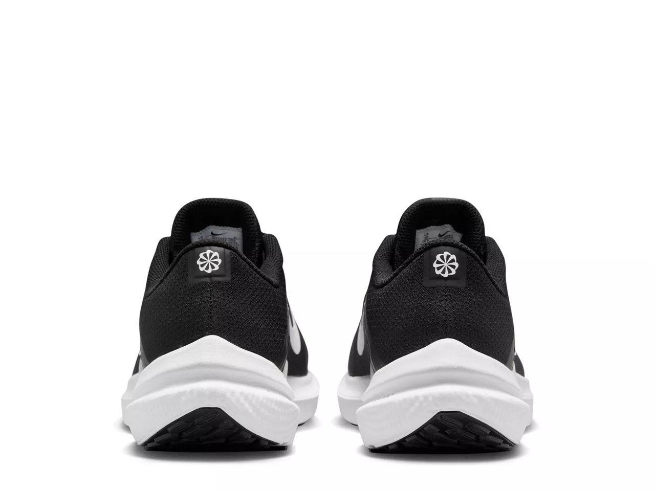 Winflo 10 Running Shoe - Men's