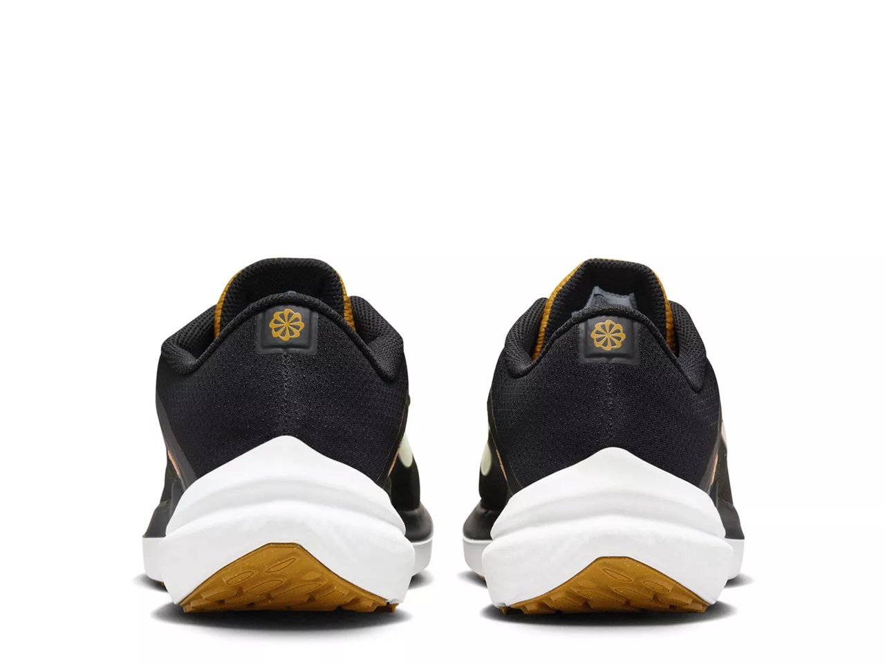 Winflo 10 Running Shoe - Men's