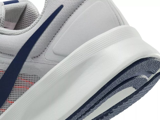 Nike Run Swift 3 Running Shoe - Men display picture 2